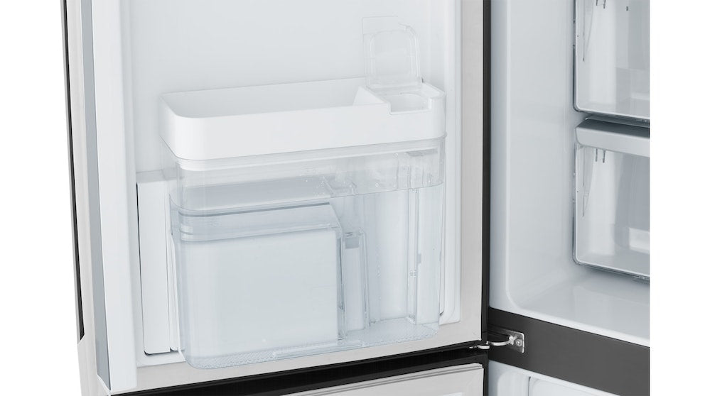 wqe5660sa-electrolux-french-quad-door-fridge-water-dispenser-silver-9_1
